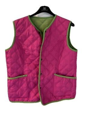 david brooks Quilted Reversible Vest in Pink with Green Trim